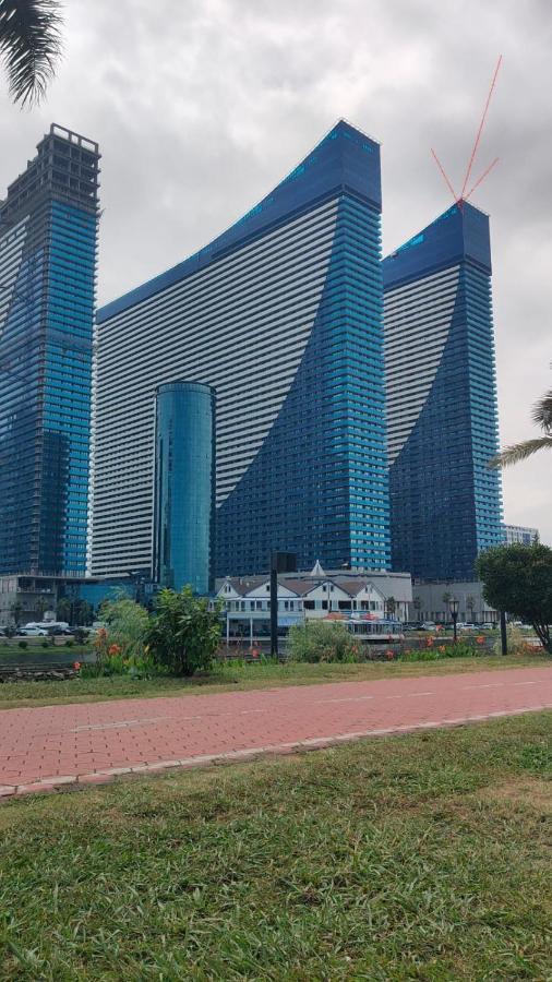 Orbi City Batumy View Esterno foto